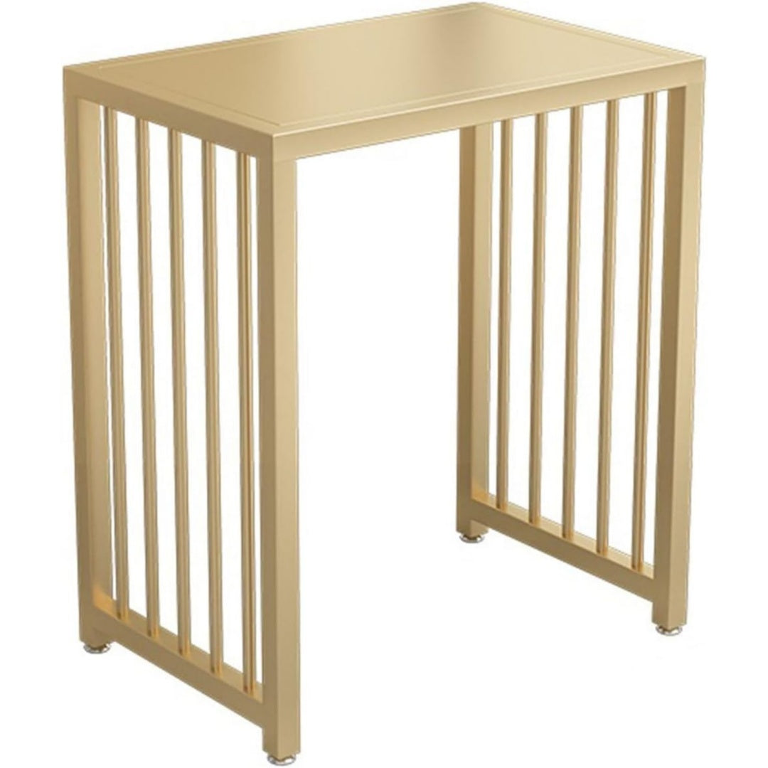Grande armoire avec des portes vitrees